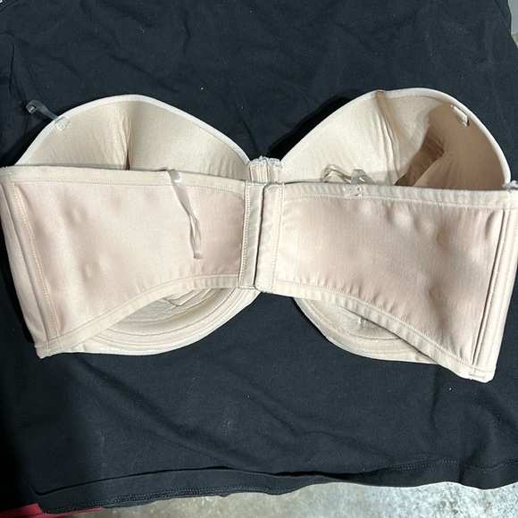 Vanity fair strapless bra 42DD - Picture 2 of 3